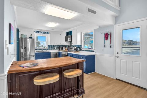 Tiny photo for 612 N Topsail Drive, Surf City, NC 28445 (MLS # 100545585)