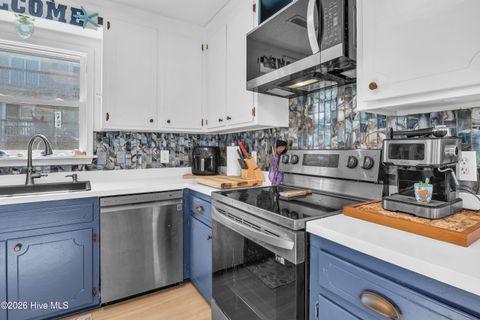 Tiny photo for 612 N Topsail Drive, Surf City, NC 28445 (MLS # 100545585)