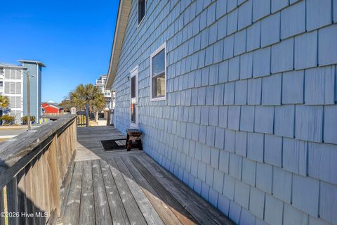 Tiny photo for 612 N Topsail Drive, Surf City, NC 28445 (MLS # 100545585)
