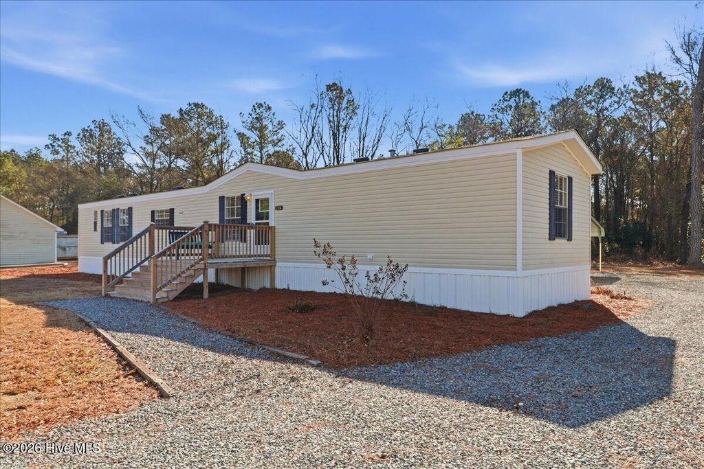 Photo of 284 Faison W Mcgowan Road, Kenansville, NC 28349 (MLS # 100548220)