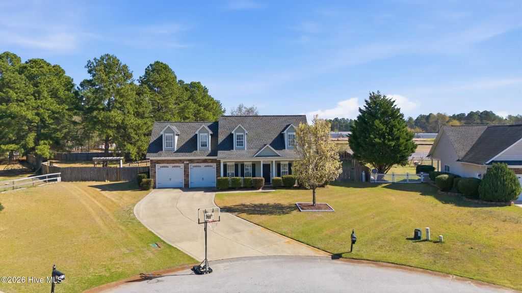 Photo of 206 Blacksmith Lane, Raeford, NC 28376 (MLS # 100564467)