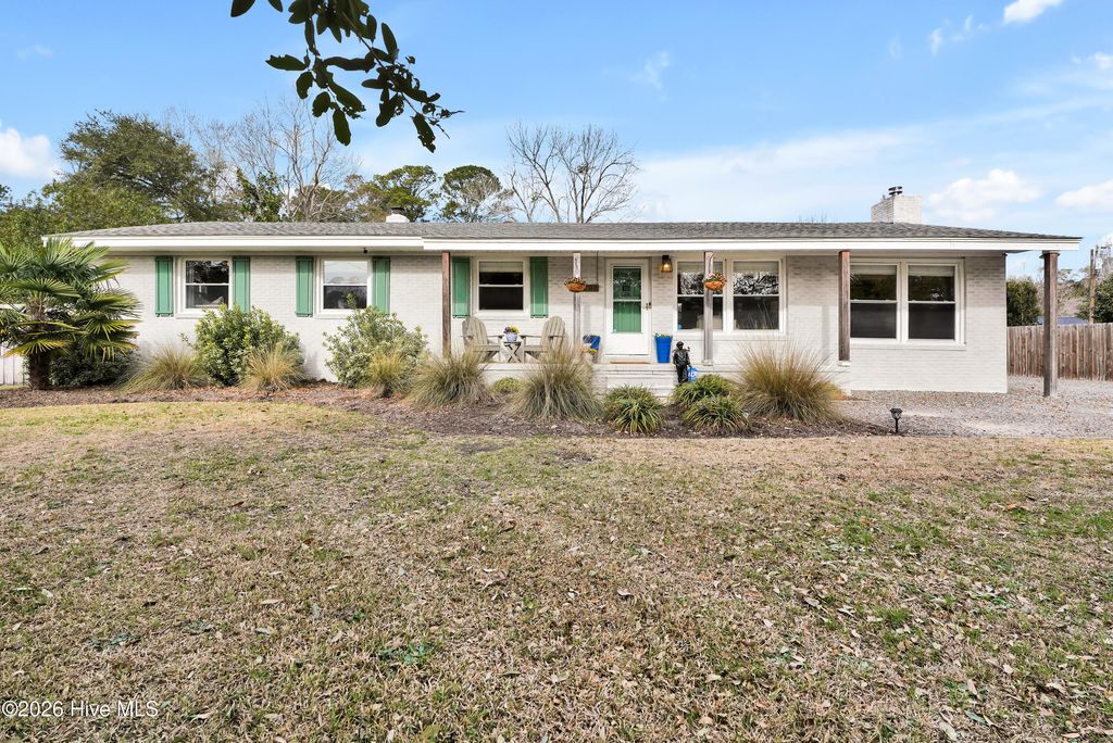 Photo of 1706 Lincoln Road, Wilmington, NC 28403 (MLS # 100557900)