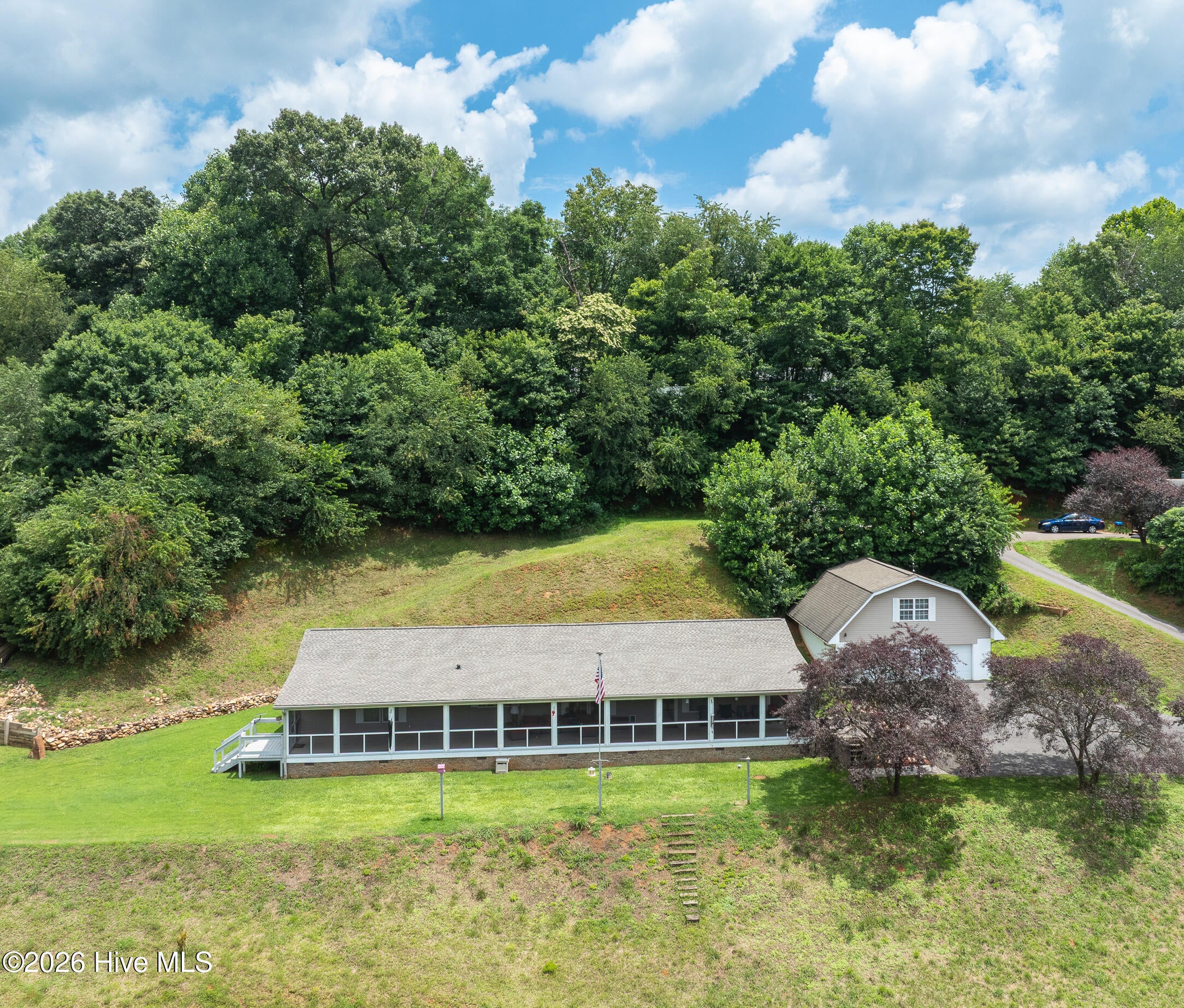 4122 Fairview Road