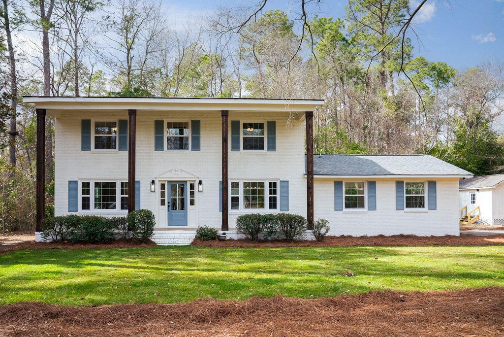 Photo of 2015 Town Creek Road, Aiken, SC 29803 (MLS # 552342)