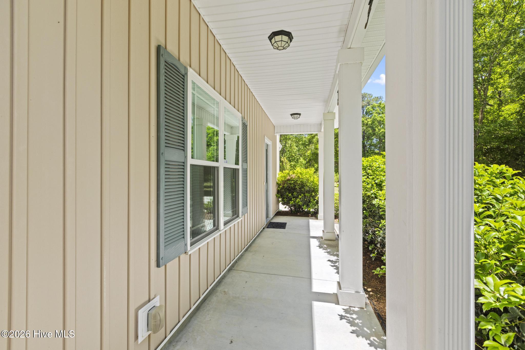 525 Old Folkstone Road