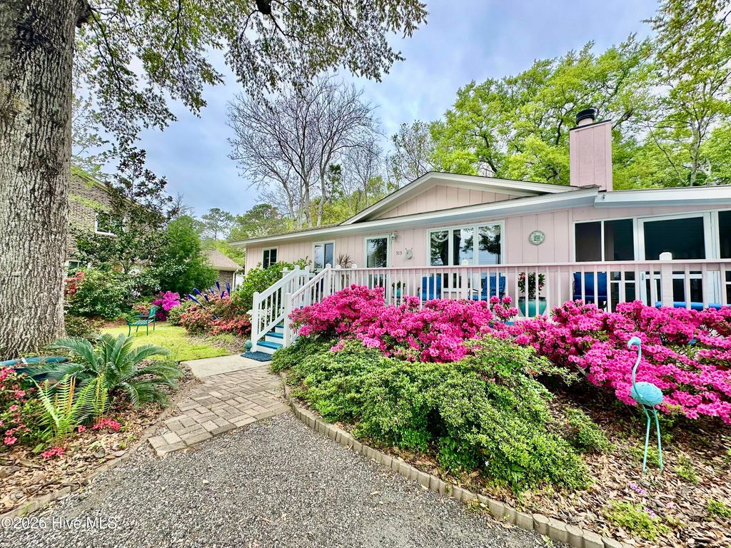 Photo of 515 Shoreline Drive E, Sunset Beach, NC 28468 (MLS # 100561830)