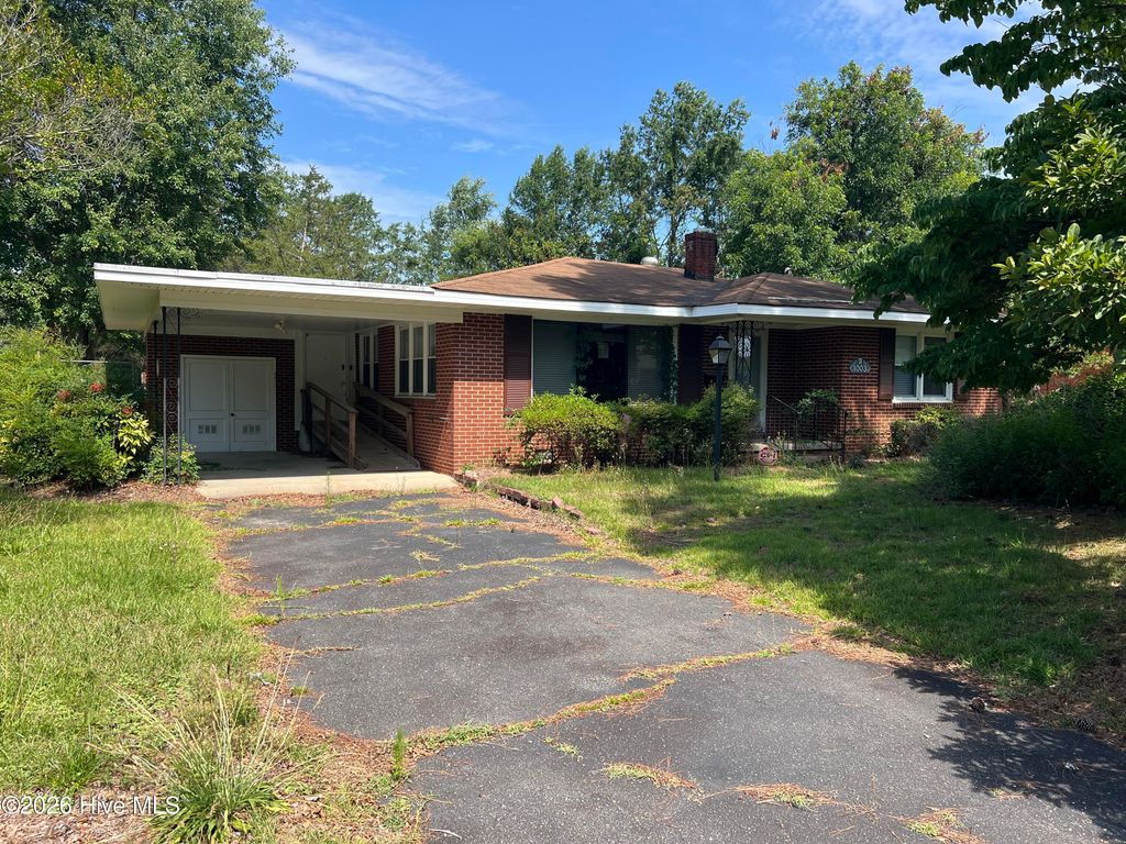 Photo of 1003 S Best Street, Goldsboro, NC 27530 (MLS # 100583693)
