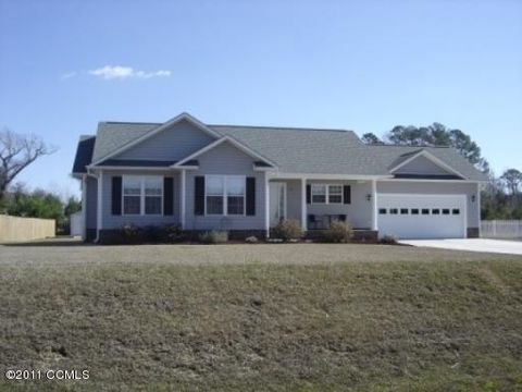 Photo of 214 Raven Ridge Court, Swansboro, NC 28584 (MLS # 100568470)
