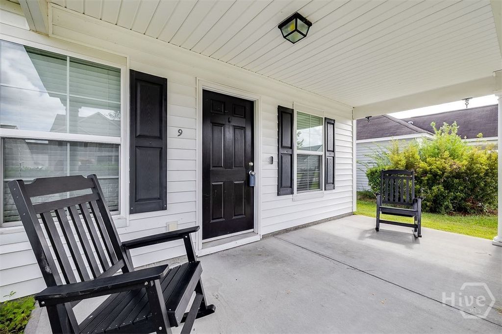 Photo of 9 Chandler Bluff Drive, Savannah, GA 31407 (MLS # SA349145)