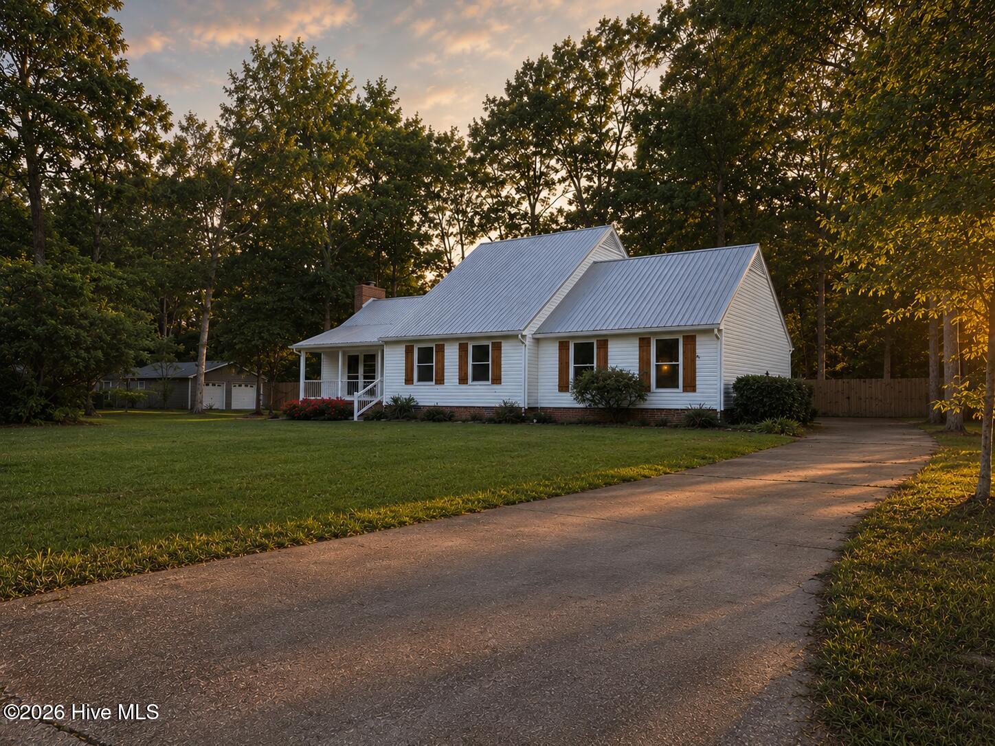 9 Cherokee Drive