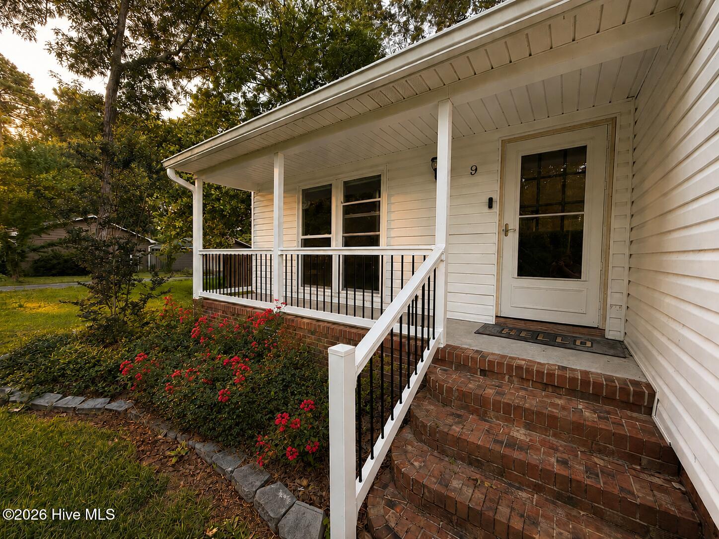 9 Cherokee Drive