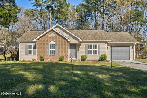 Homes For Sale - 5117 Laurel Ridge Drive<br/> Sanford, NC 27332