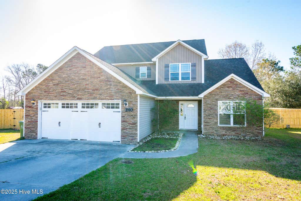Photo of 240 Everett Yopp Drive, Sneads Ferry, NC 28460 (MLS # 100593641)