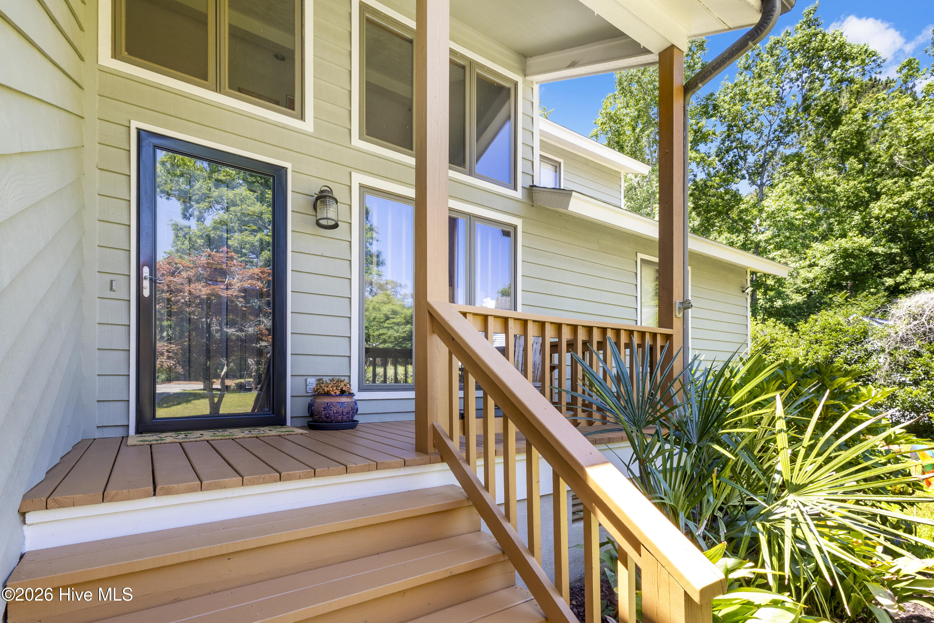 6600 Lyonia Court