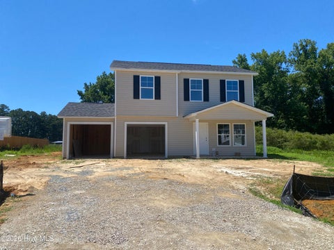 Homes For Sale - 106 Slew Court<br/> Fremont, NC 27830