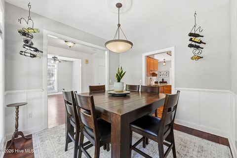 Tiny photo for 811 Albatross Way, Hampstead, NC 28443 (MLS # 100573565)