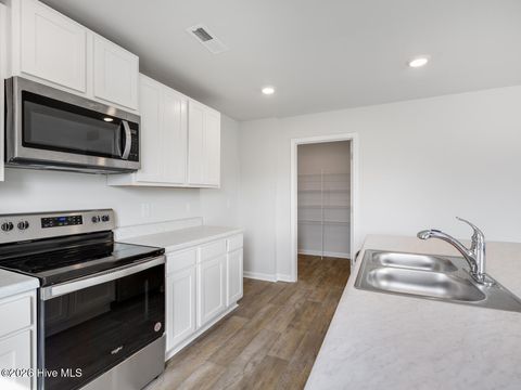 Tiny photo for 449 Driftwood Drive #34, Richlands, NC 28574 (MLS # 100563420)