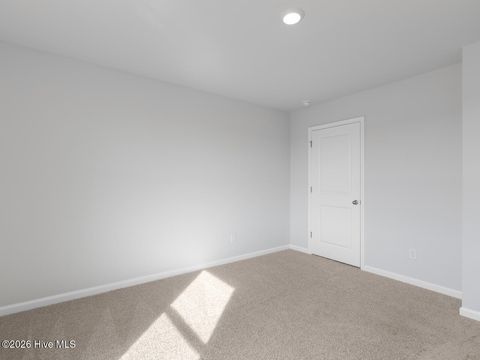 Tiny photo for 449 Driftwood Drive #34, Richlands, NC 28574 (MLS # 100563420)