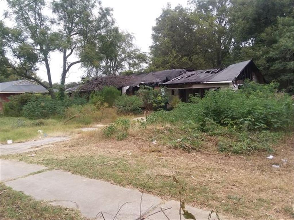 Photo of 824 Perry Street, Waynesboro, GA 30830 (MLS # 551965)