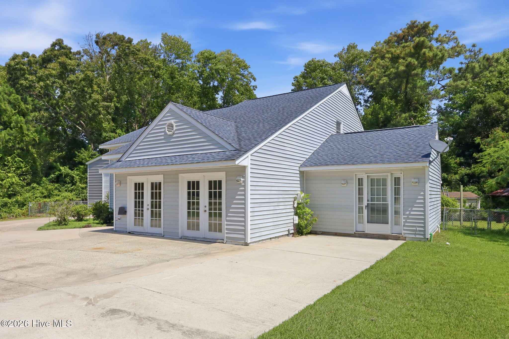 3018 Mandy Lane 3018