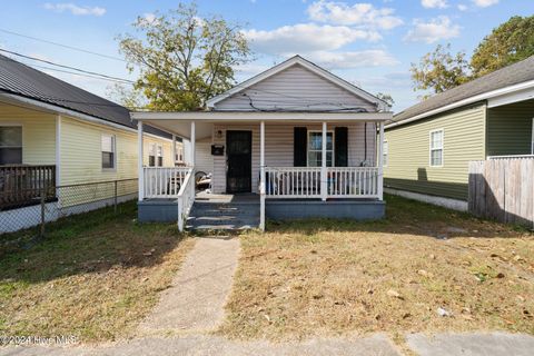 Homes For Sale - 1110 S 8th Street<br/> Wilmington, NC 28401