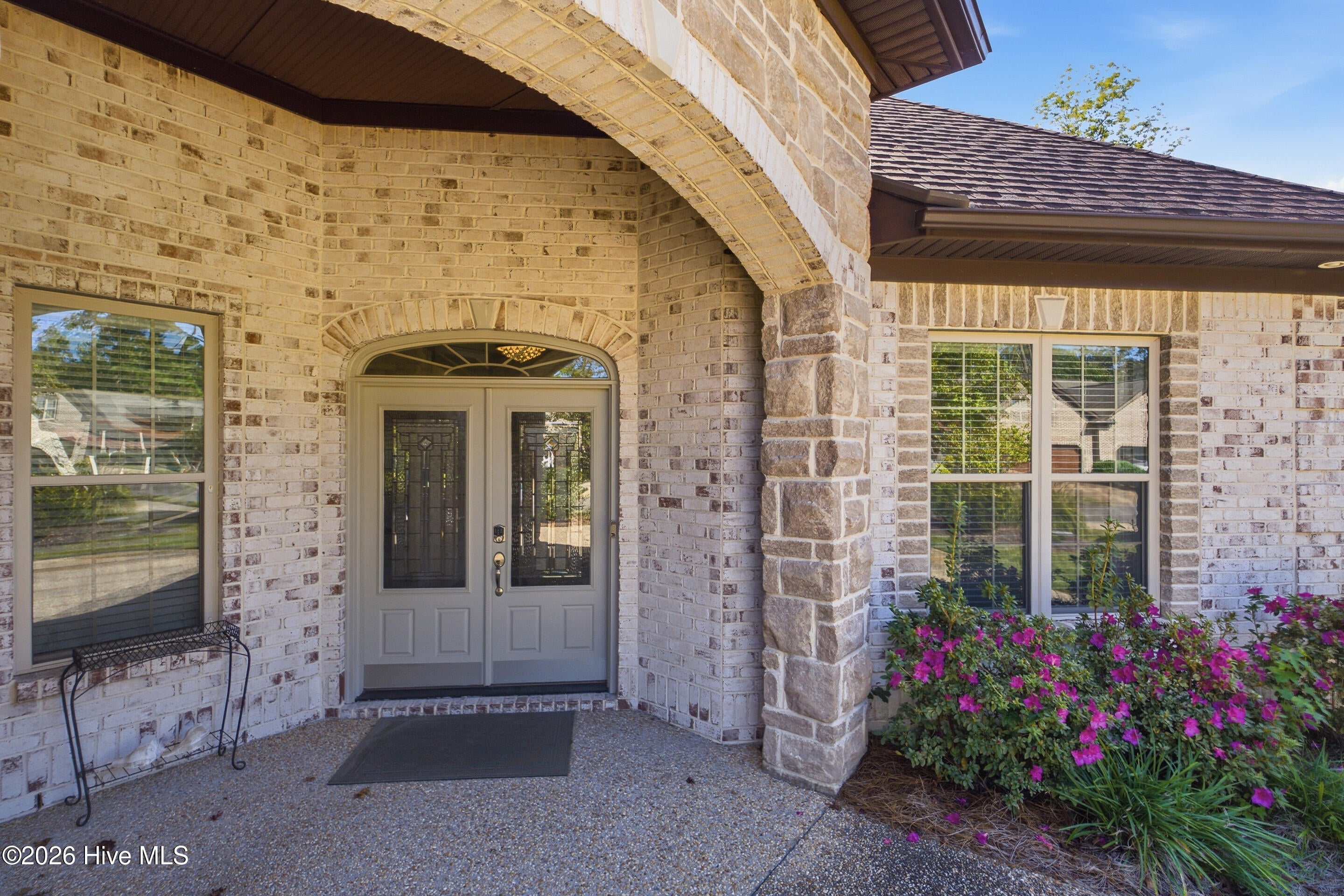 656 Jenoa Drive