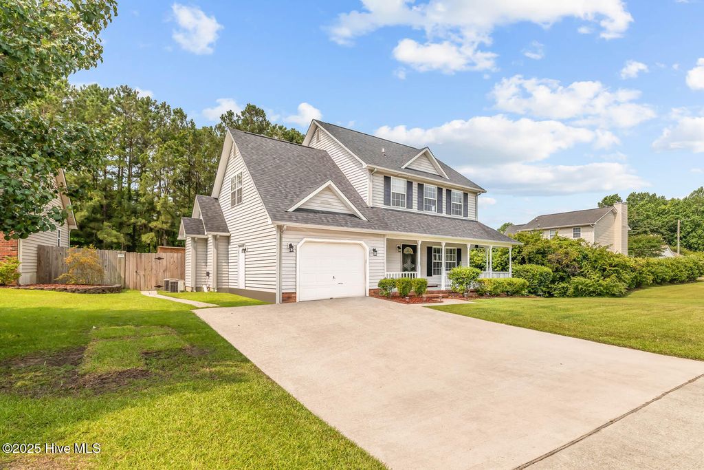 Photo of 902 Huff Drive, Jacksonville, NC 28546 (MLS # 100576971)