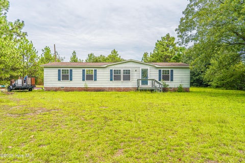 Mobile Home For Sale - 2820 Roseland Road<br/> Aberdeen, NC 28315