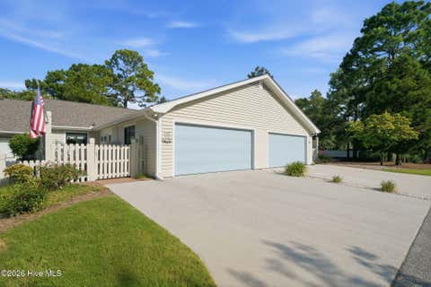 Townhouse For Sale - 329 N Cardinal Extension Drive<br/> New Hanover County, Wilmington, NC 28405