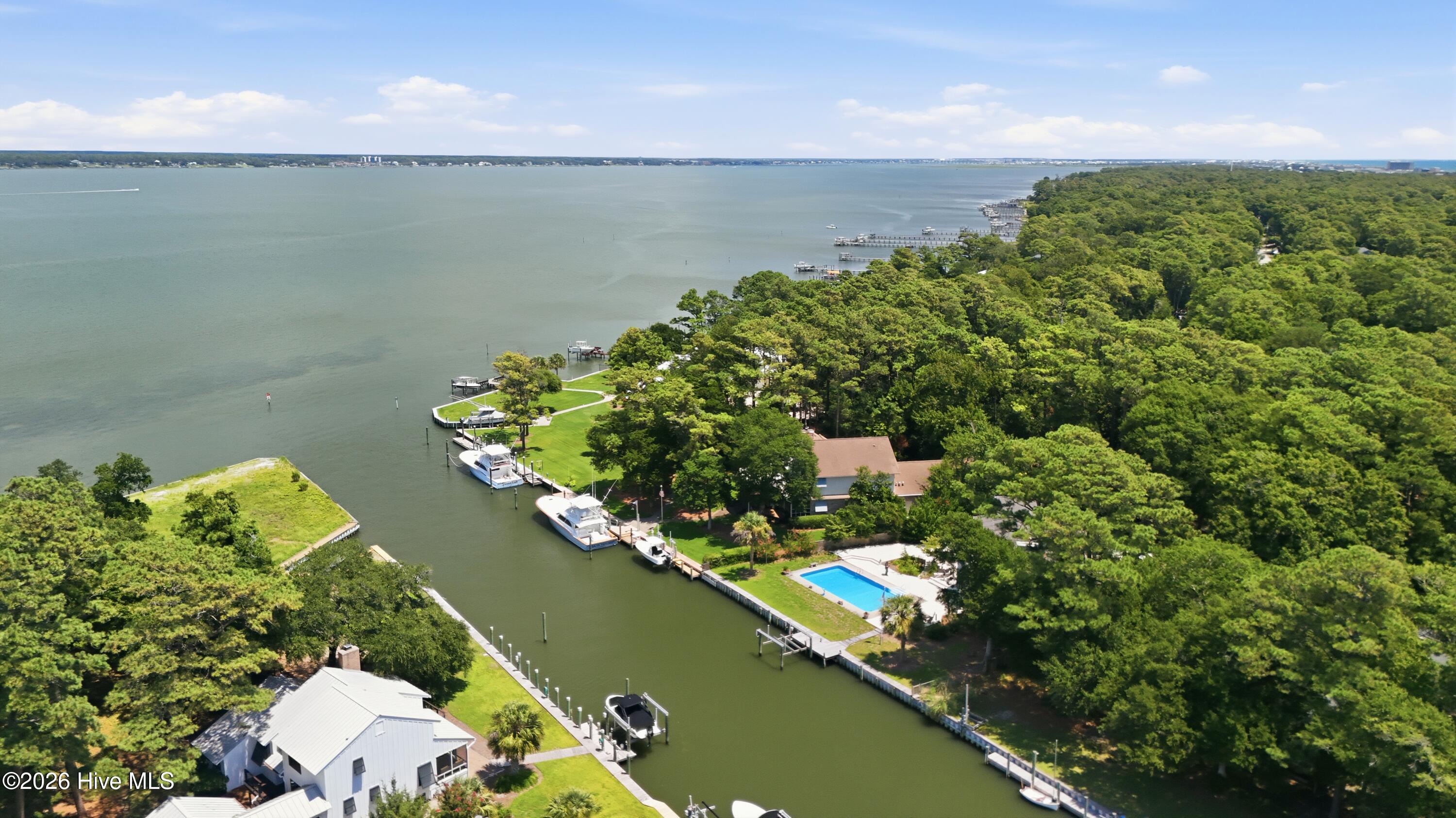 286 Oakleaf Drive
