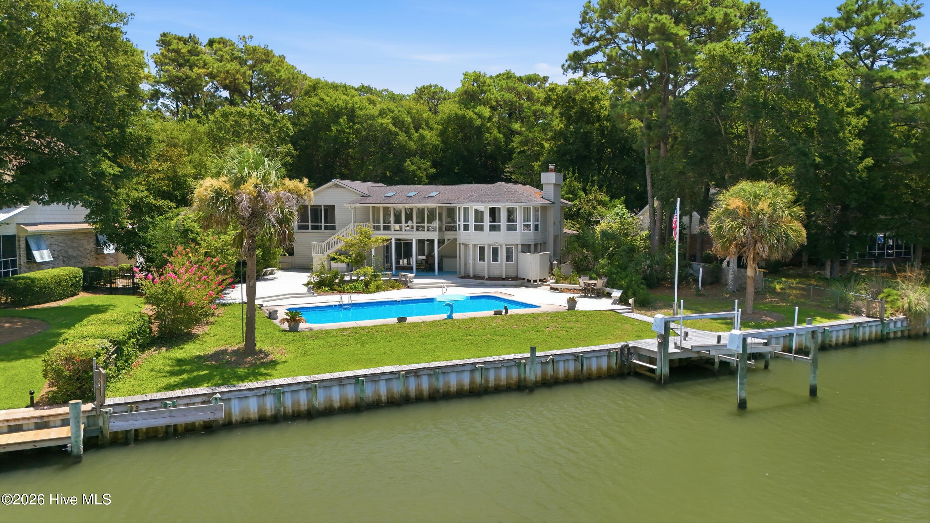 286 Oakleaf Drive