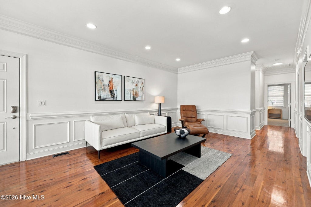 Photo of 421 W Main Street #201, Washington, NC 27889 (MLS # 100610433)