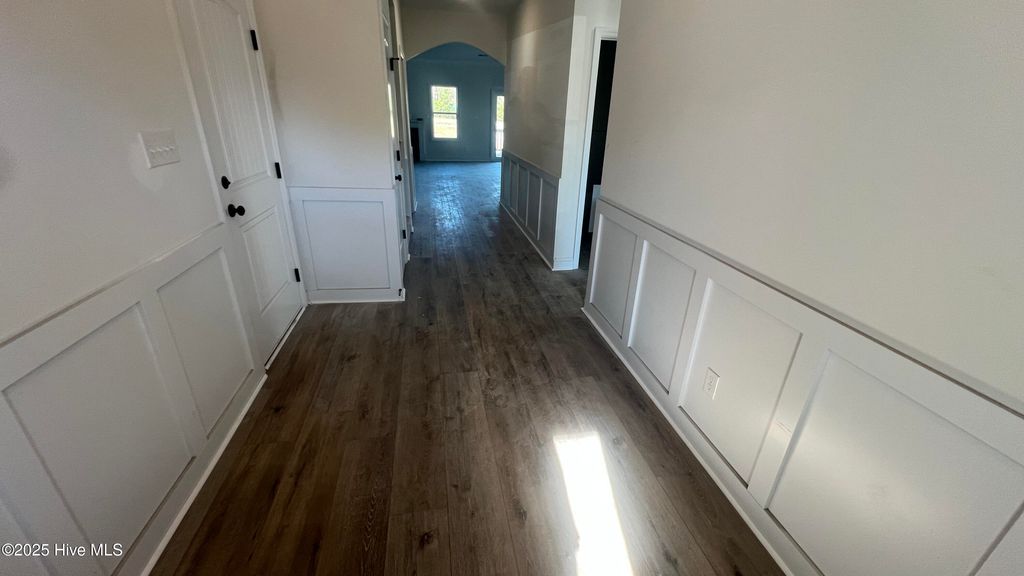 Photo of 111 Camelot Drive, Holly Ridge, NC 28445 (MLS # 100525179)