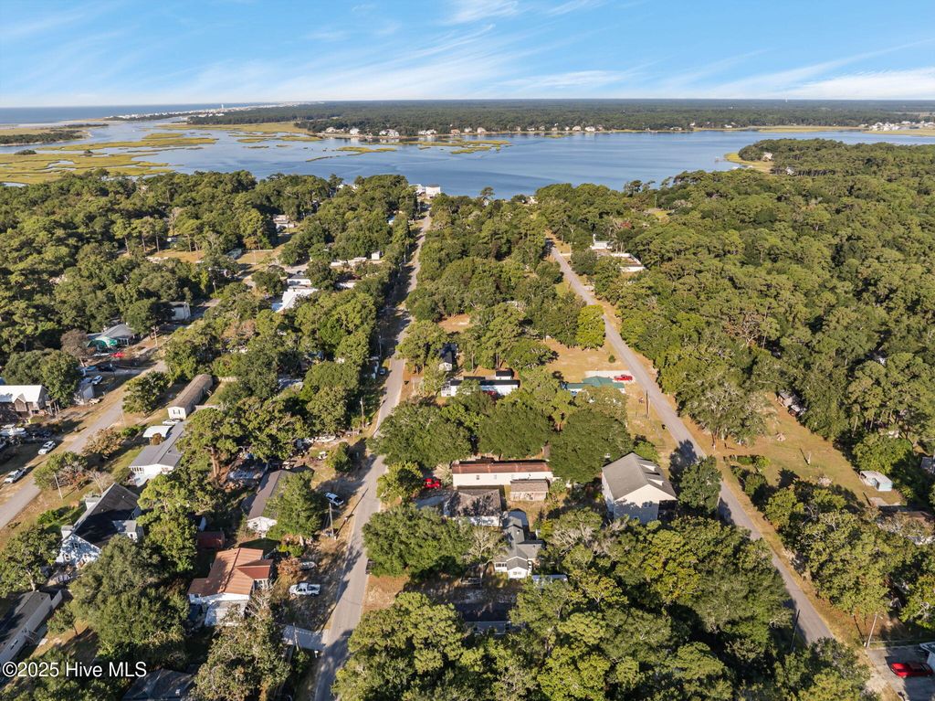 Photo of 644 Harbor Drive SE, Bolivia, NC 28422 (MLS # 100547370)