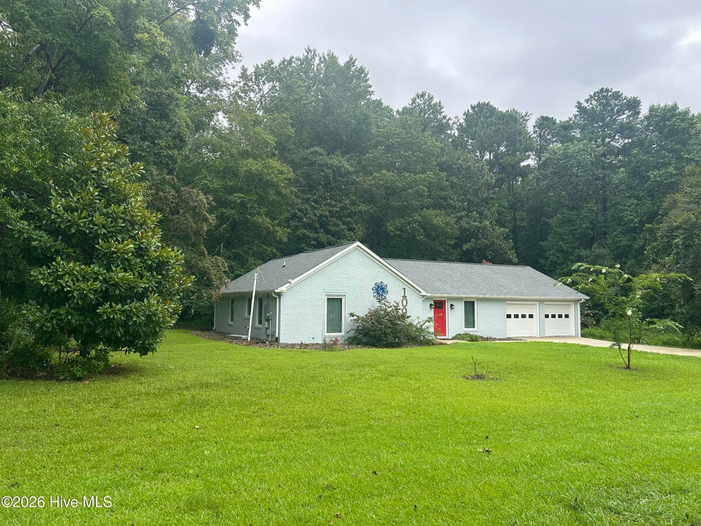 Photo of 109 Boros Road, New Bern, NC 28560 (MLS # 100591474)