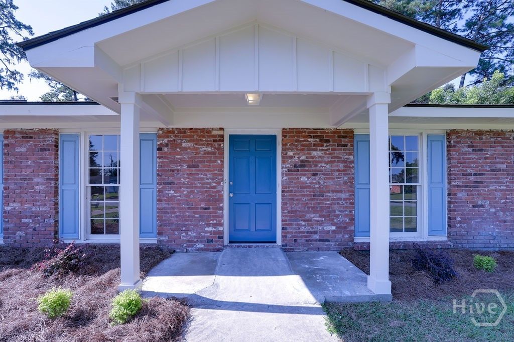 Photo of 627 Northbrook Road, Savannah, GA 31419 (MLS # SA339224)