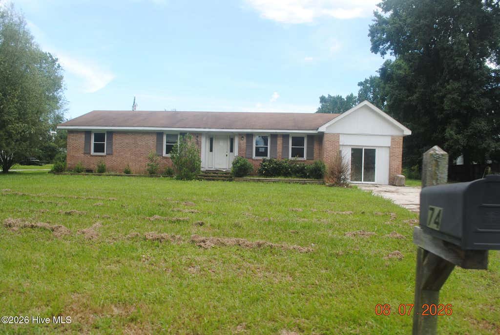Photo of 74 Vandergrift Drive, Jacksonville, NC 28540 (MLS # 100598894)