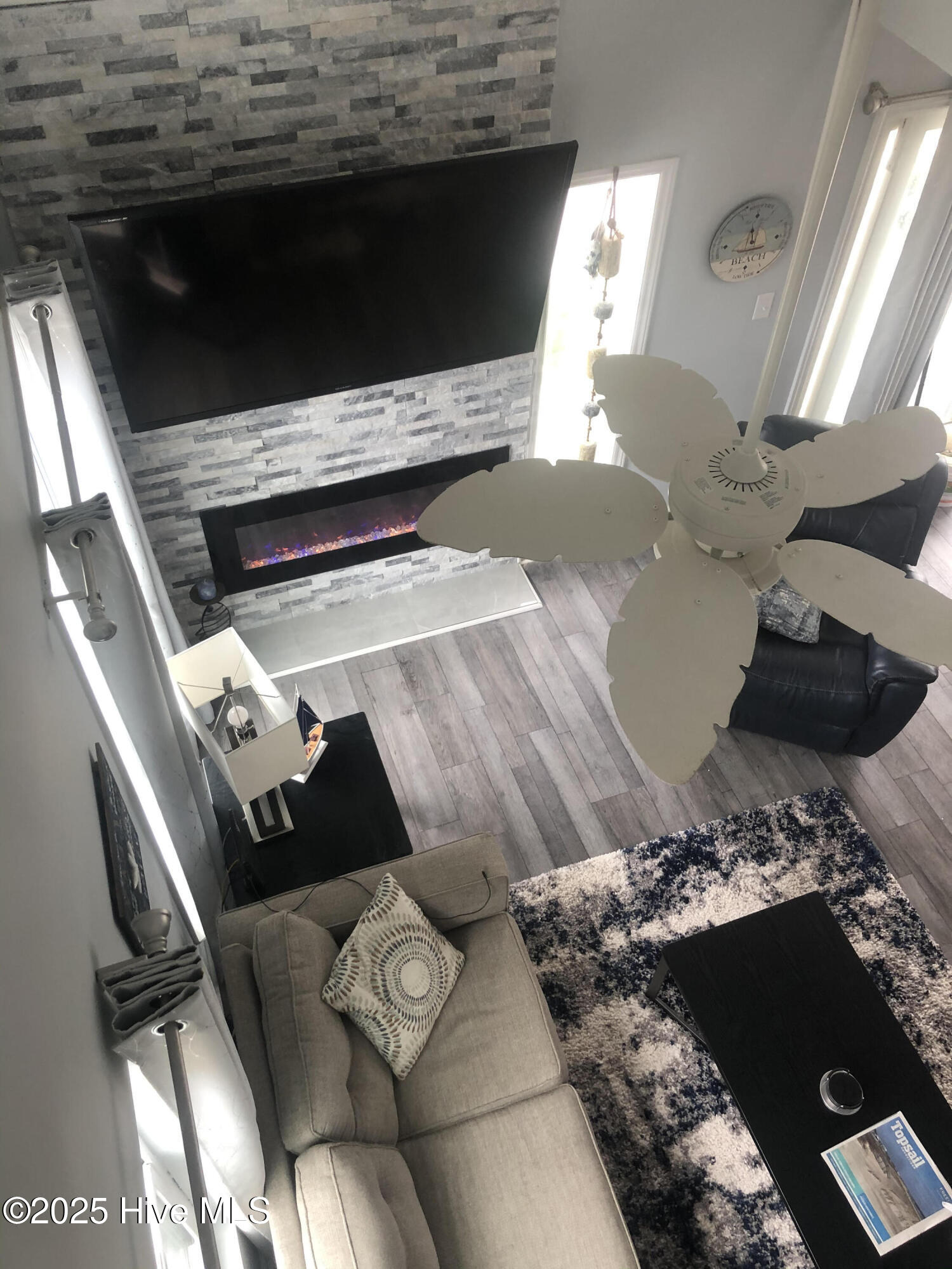 2314 New River Inlet Road 1