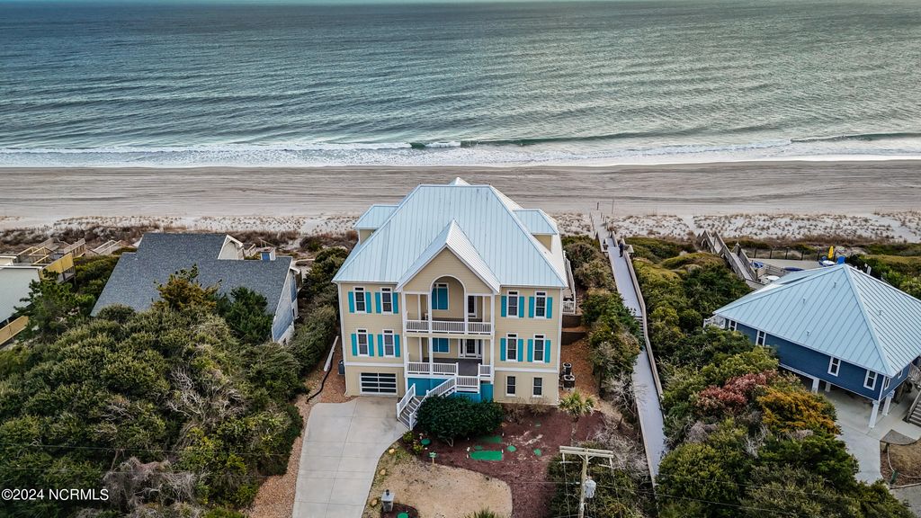 Photo of 7127 Ocean Drive, Emerald Isle, NC 28594 (MLS # 100429078)