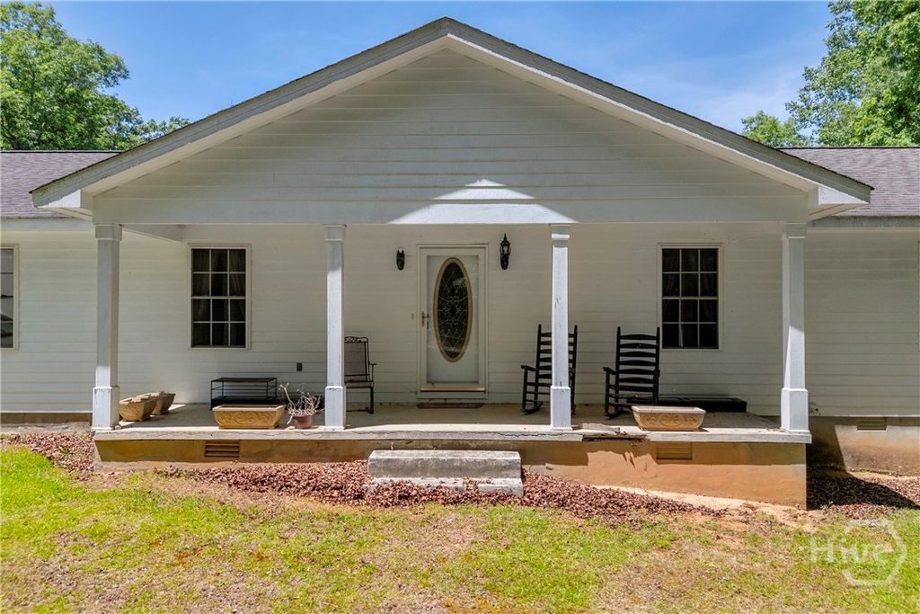 Photo of 1014 Adams Clarke Road, Commerce, GA 30530 (MLS # CL355603)