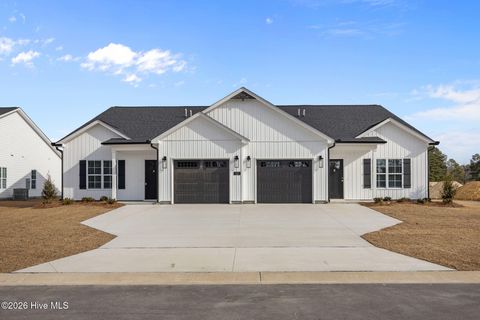 Townhouse For Sale - 121 Lady O Drive #A<br/> Pitt County, Greenville, NC 27834