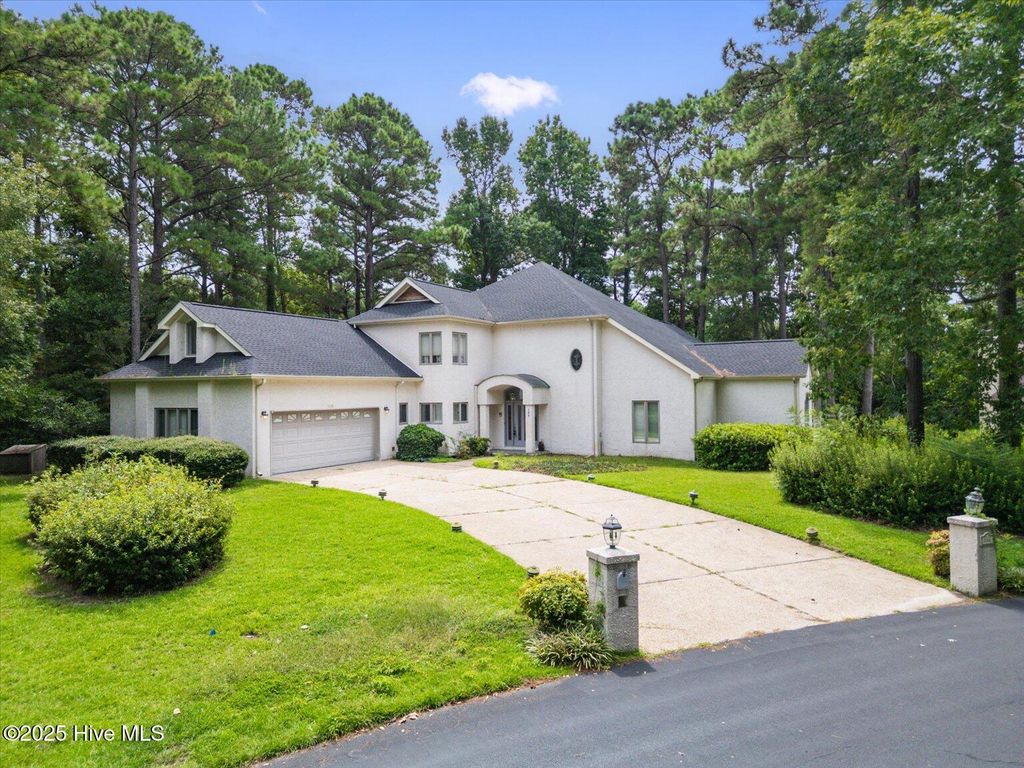 Photo of 108 Rollingwood Circle, Sneads Ferry, NC 28460 (MLS # 100527258)