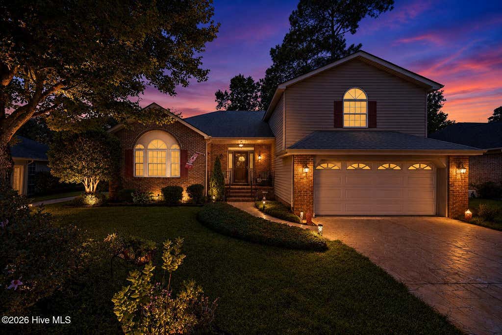 Photo of 7017 Brittany Lakes Drive, Wilmington, NC 28411 (MLS # 100594680)