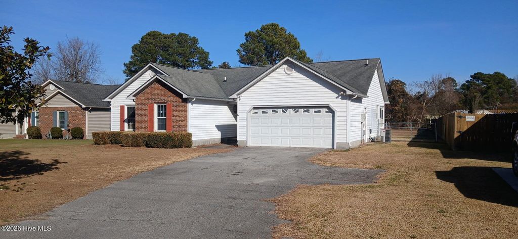 Photo of 3010 Hunters Trail, Midway Park, NC 28544 (MLS # 100549962)