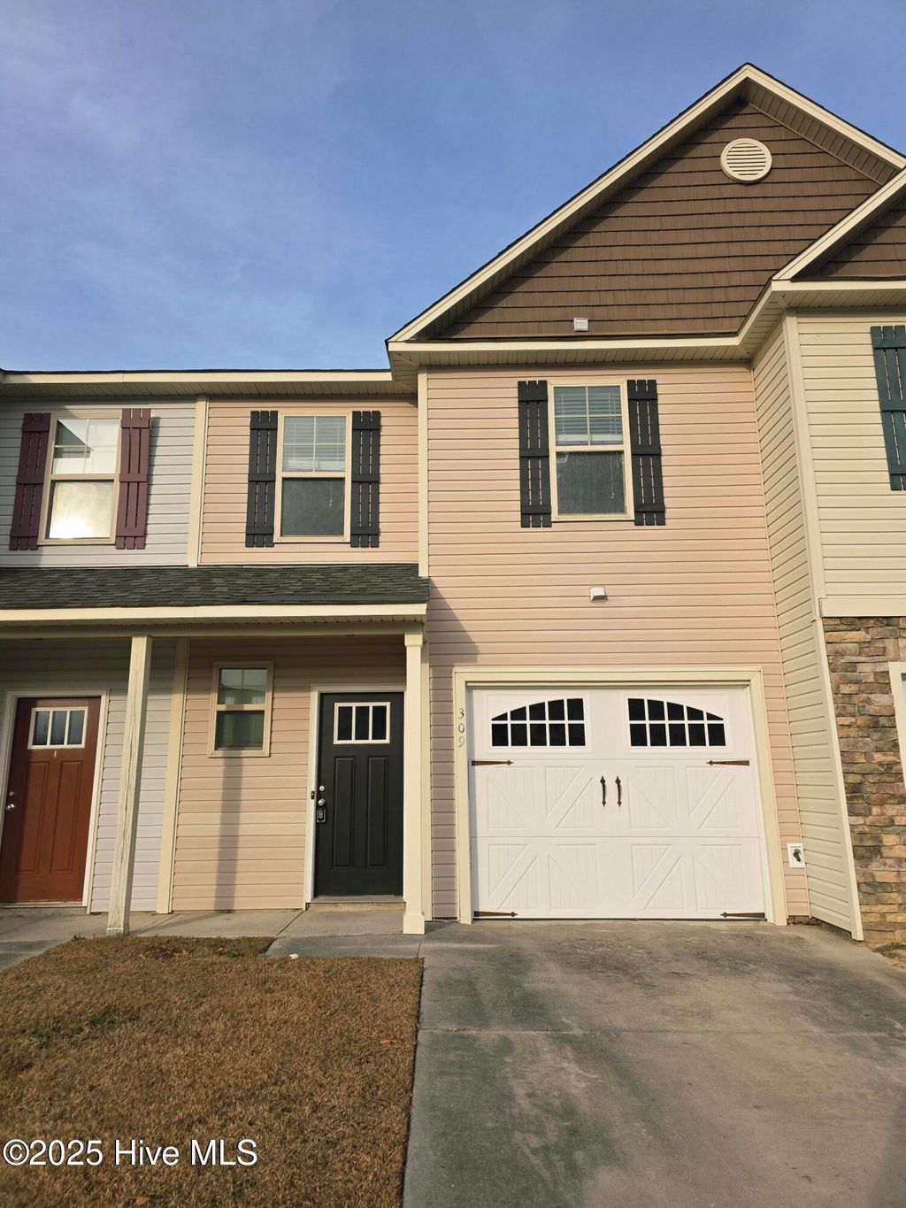 Photo of 309 Winstead Loop Road, Richlands, NC 28574 (MLS # 100545738)