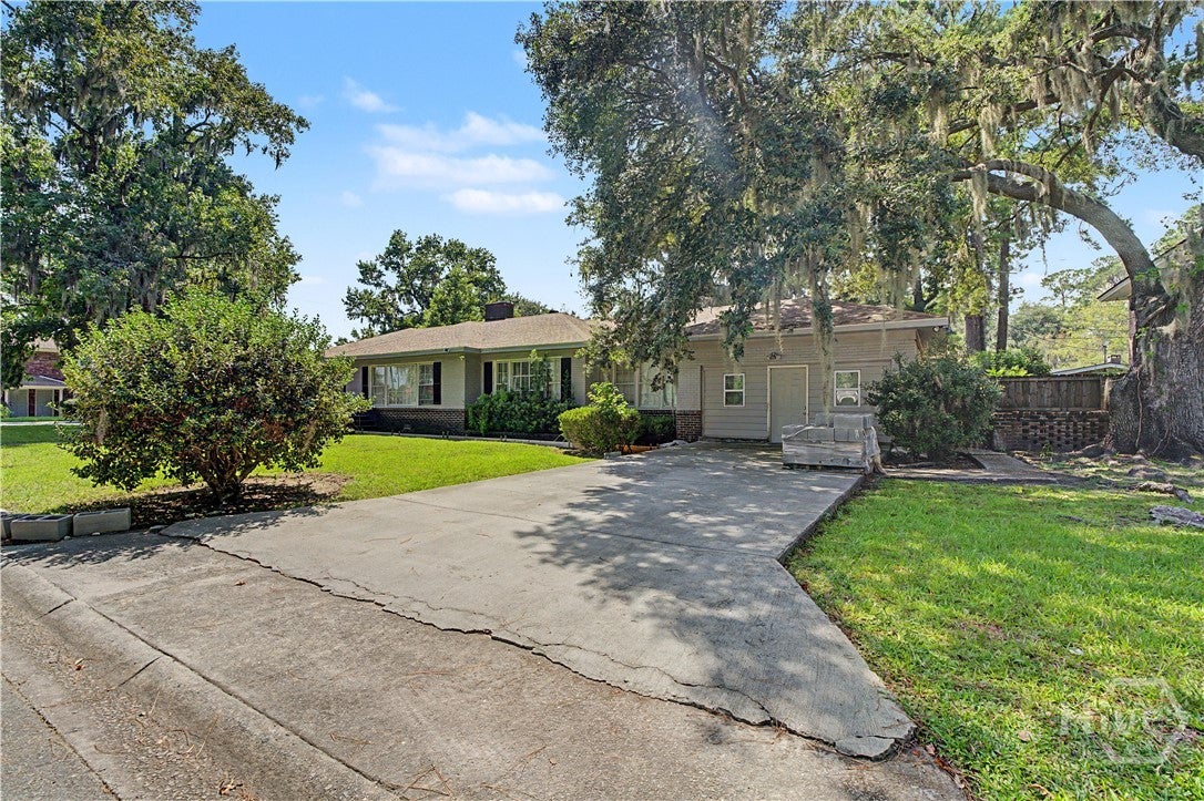 4747 Oakview Drive