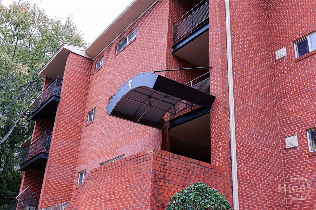 Photo of 250 Little Street #B206, Athens, GA 30605 (MLS # CL352623)