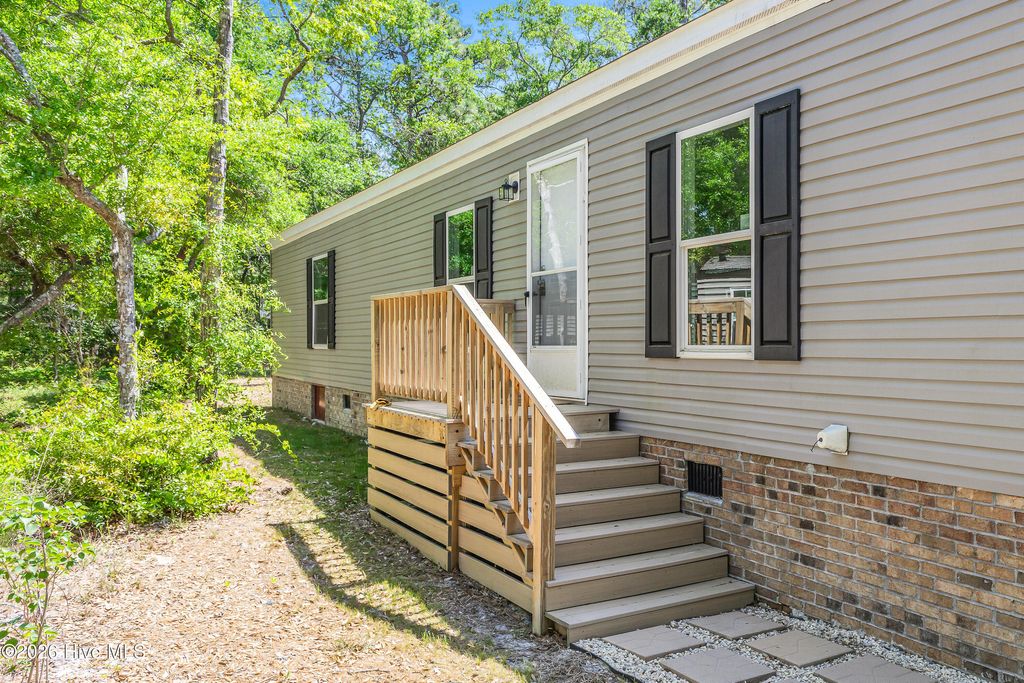 Photo of 3440 Dolphin Drive, Bolivia, NC 28422 (MLS # 100568347)