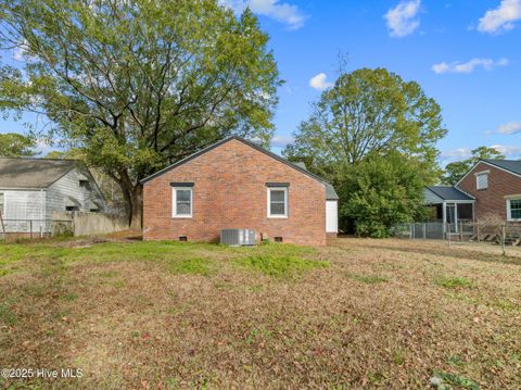 Tiny photo for 6 Glendale Road, Jacksonville, NC 28540 (MLS # 100545039)