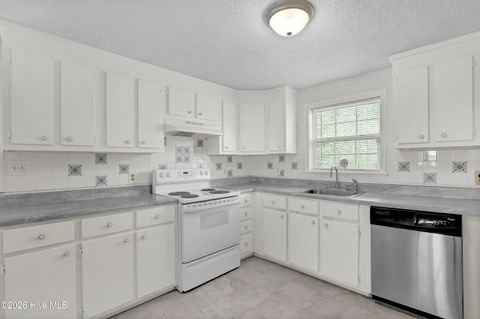 Tiny photo for 866 Harrison Creek Road, Rocky Point, NC 28457 (MLS # 100567063)